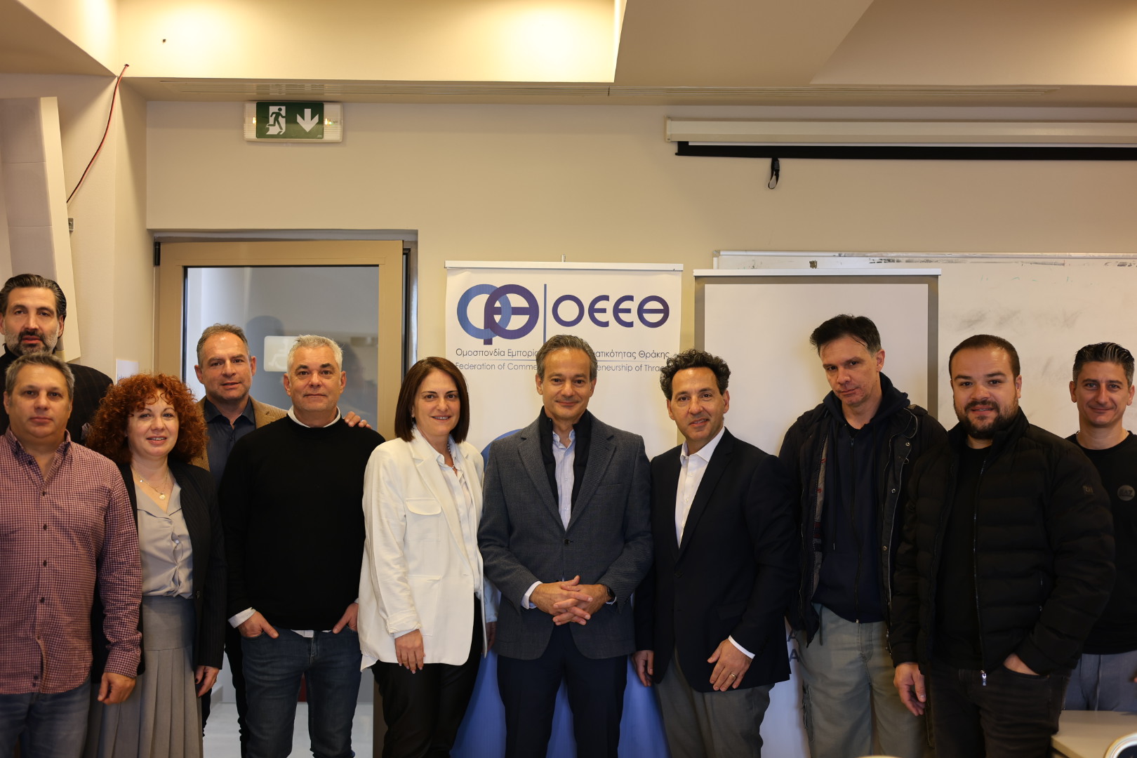 Οι πρόεδροι των εμπορικών συλλόγων Αθήνας και Πειραιά μαζί στις αγορές της περιφέρειας