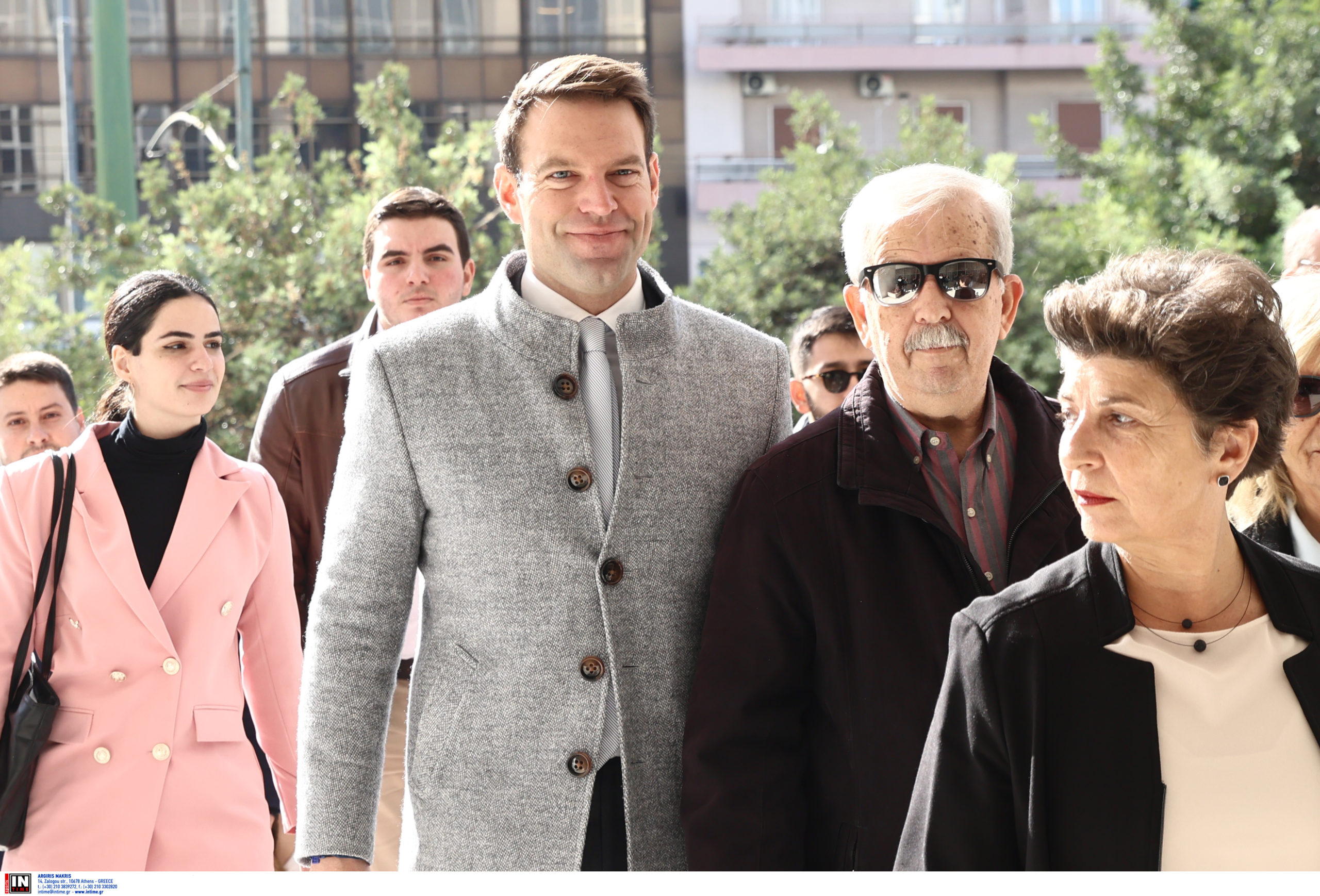 Στον Άρειο Πάγο ο Στέφανος Κασσελάκης – Καταθέτει την ιδρυτική διακήρυξη του κόμματός του