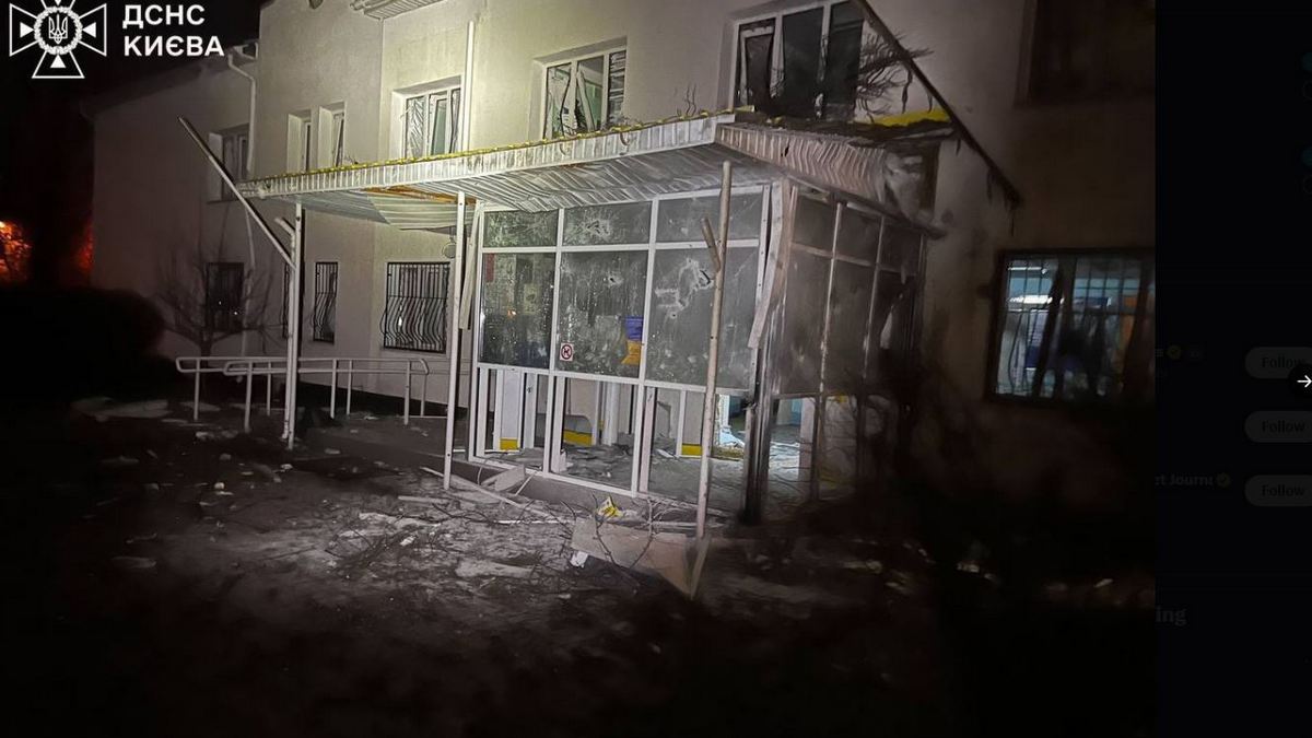 Πόλεμος στην Ουκρανία: Στις φλόγες τυλίχθηκε κέντρο υγείας του Κιέβου έπειτα από ρωσική επιδρομή με drones – Ένας τραυματίας