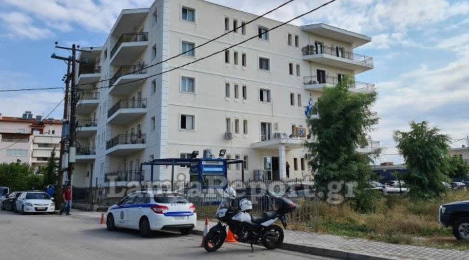 Λαμία: Συνελήφθη υπάλληλος της Περιφέρειας έπειτα από έρευνα των Εσωτερικών Υποθέσεων