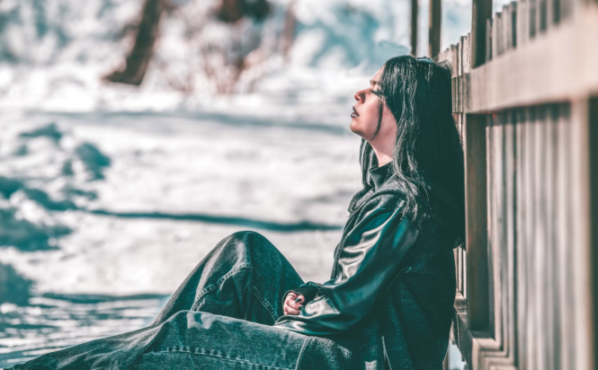 «Υποψιαζόμουν ότι η γυναίκα του αδελφού μου είχε σχέση με τον άνδρα μου αλλά δεν είχα αποδείξεις – μέχρι που είδα το τηλέφωνό του». Φωτογραφία: Unsplash