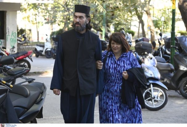 πατήρ Αντώνιος