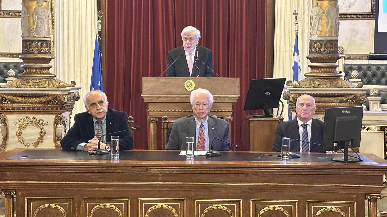 Παυλόπουλος