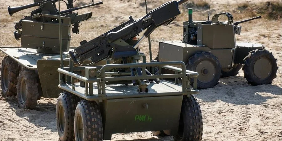 Στρατός από ρομπότ και drones στην Ουκρανία – Τα διδάγματα για τις ελληνικές Ένοπλες Δυνάμεις – ΒΙΝΤΕΟ