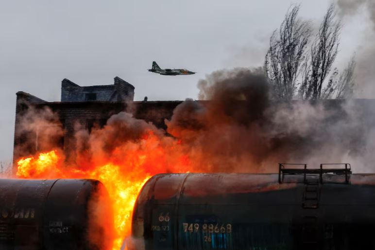 Ουκρανία: Νέα όπλα, νέες απειλές – Γιατί κλιμάκωσαν την σύγκρουση Δύση και Ρωσία