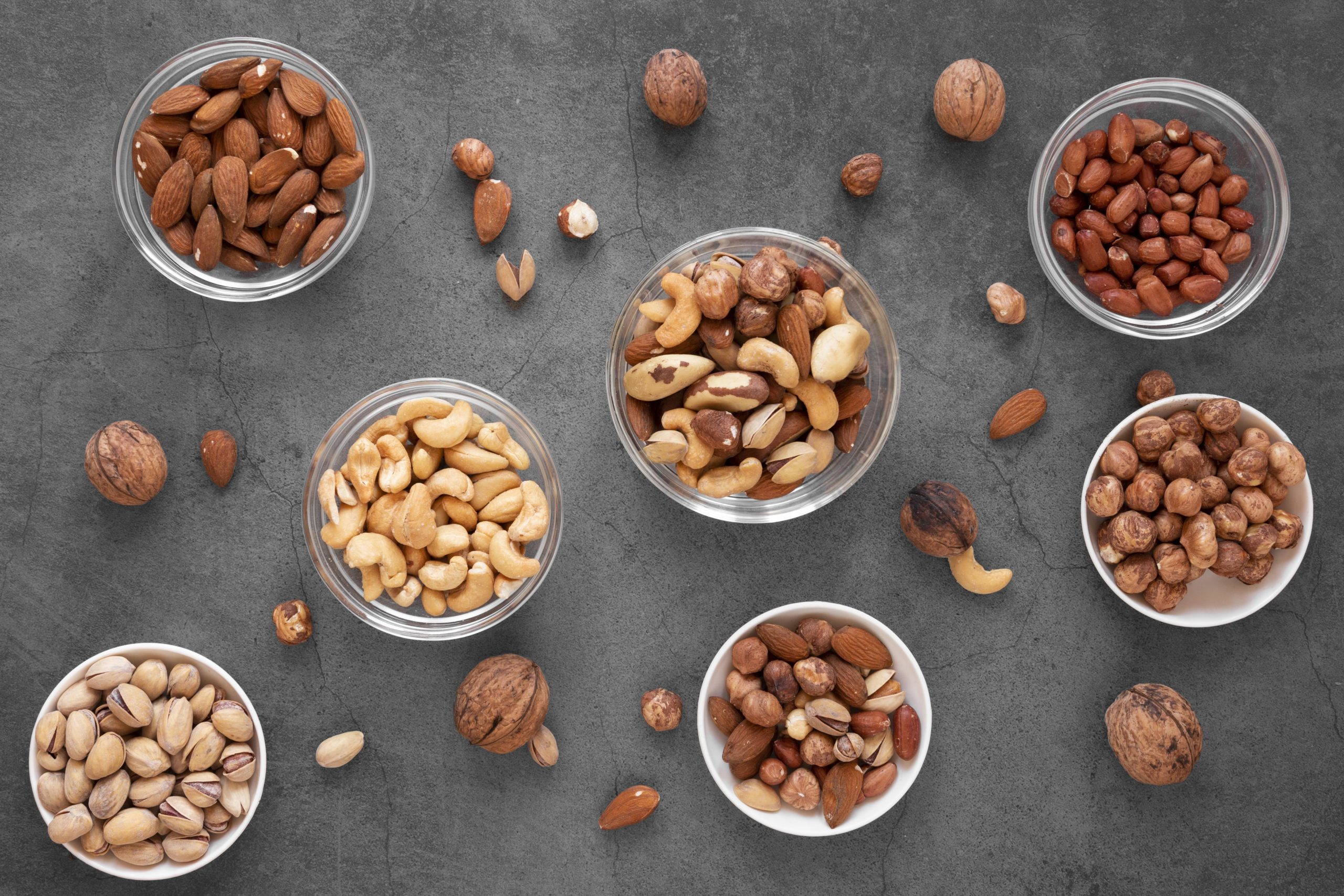 Πώς να αποθηκεύετε τους ξηρούς καρπούς για να μην χαλάσουν γρήγορα