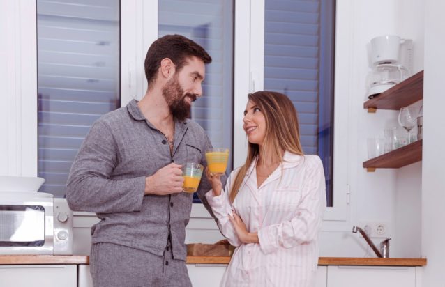 Γιατί οι γυναίκες χρειάζονται περισσότερο ύπνο από τους άνδρες - Οι 4 βασικοί λόγοι και χρήσιμες συμβουλές από ειδικό