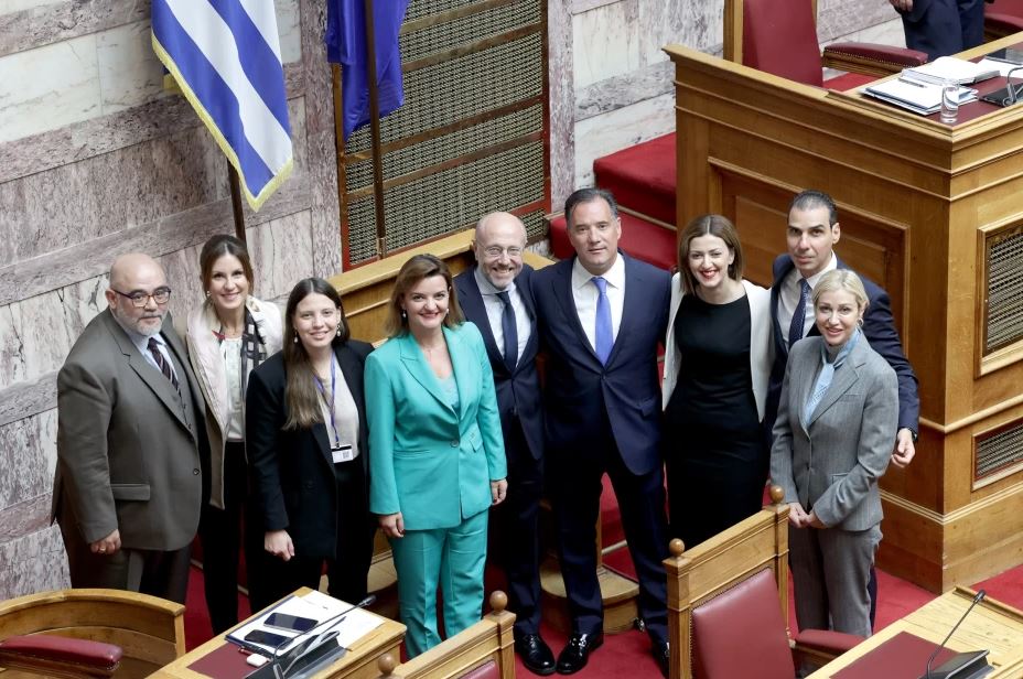 Υπερψηφίστηκε το νομοσχέδιο αναμόρφωσης του προσωπικού γιατρού