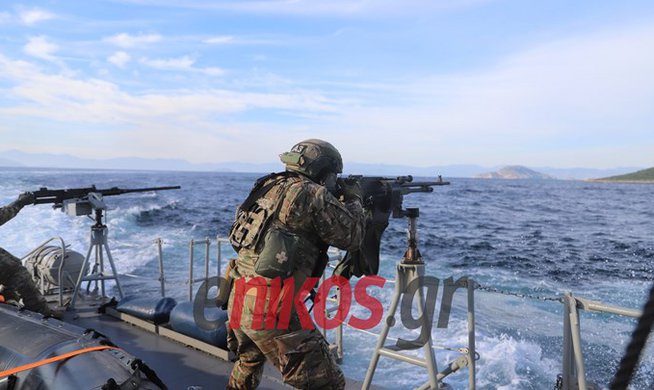 Γιατί αδειάζουν τα στρατόπεδα: «Ρεκόρ φυγής το 2024 από τις Ένοπλες Δυνάμεις»