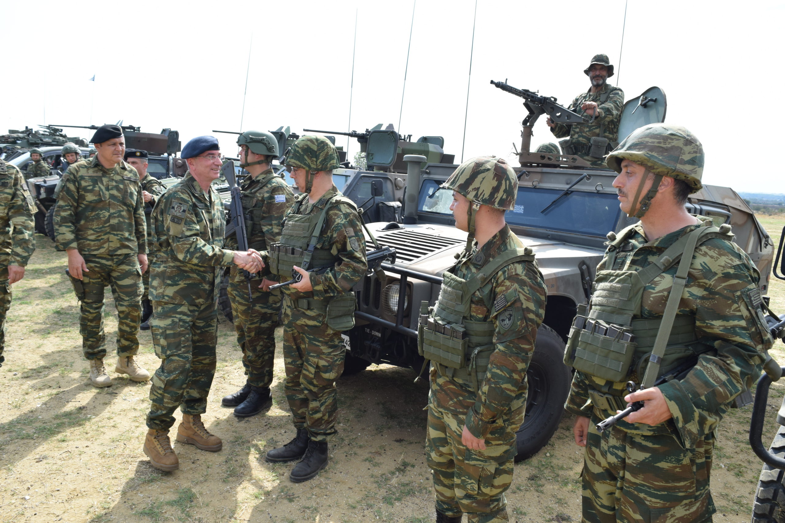 Βουλή: Τροπολογία για το όριο αποστρατείας των ΕΠΟΠ, την Πυροσβεστική και τα κενά στην εκπαίδευση – Τι περιλαμβάνει