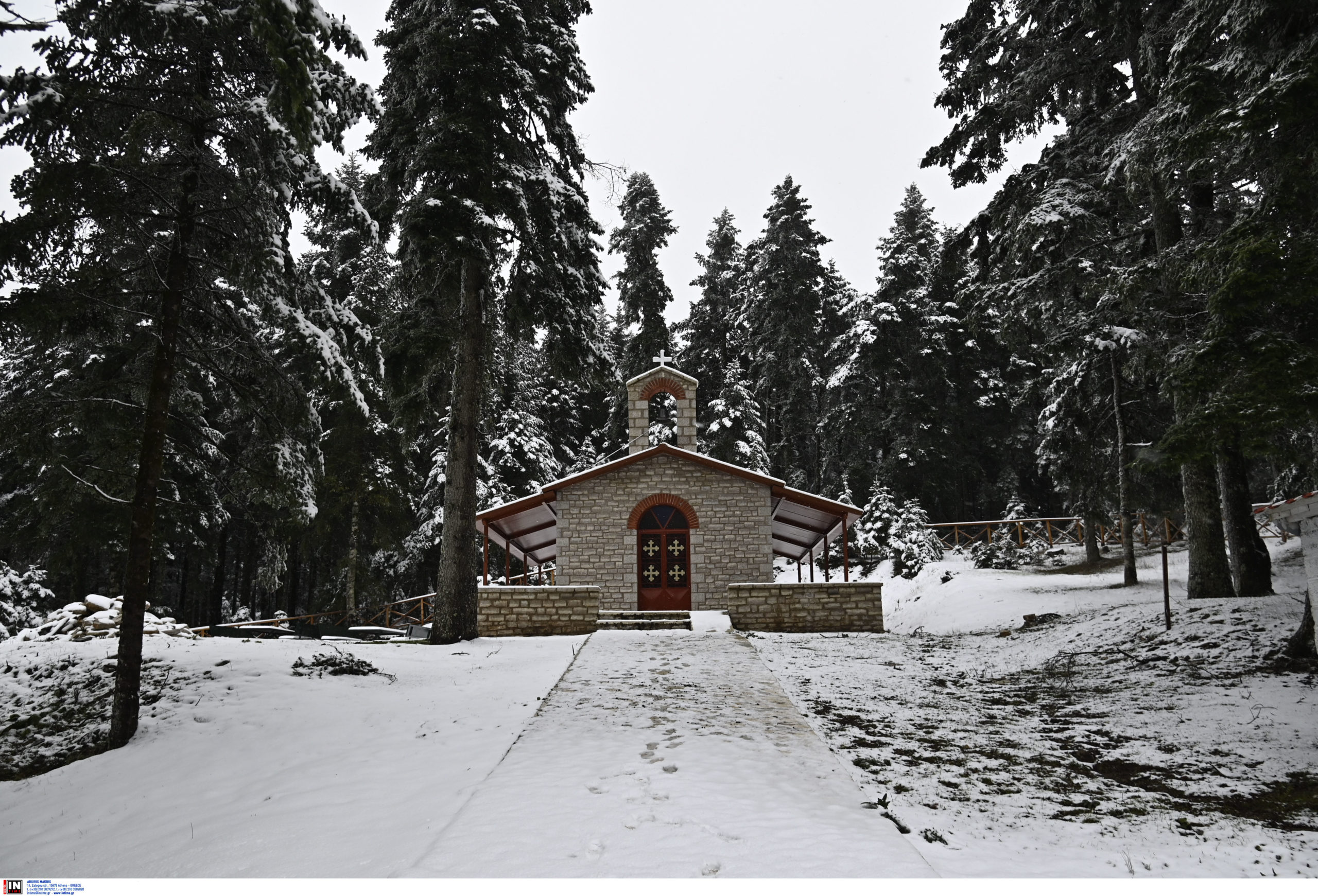 Κακοκαιρία: Συστάσεις της Πολιτικής Προστασίας προς τους πολίτες – Συνεχίζονται οι καταιγίδες, οι χιονοπτώσεις και οι άνεμοι