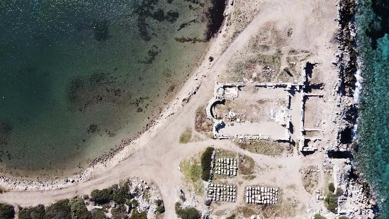 Στη συμβολή της Μεσογείου και του Αιγαίου Πελάγους, η Κνίδος ήταν μία στρατηγική και μοναδικής ομορφιάς περιοχή.