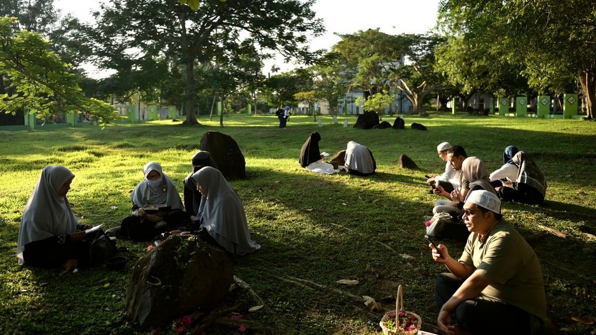 Ινδονησία: Είκοσι χρόνια από το φονικό τσουνάμι – Ήχησε σειρήνα συναγερμού