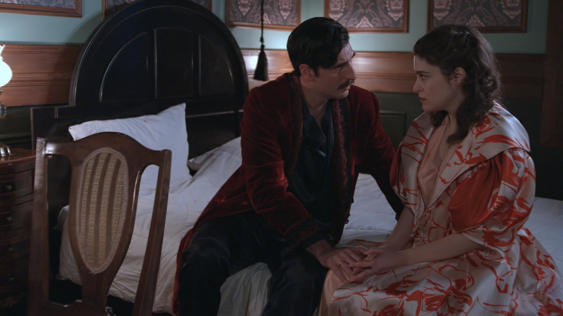 «Grand Hotel»: Αλίκη και Ρήγας παίζουν τη «γάτα με το ποντίκι»