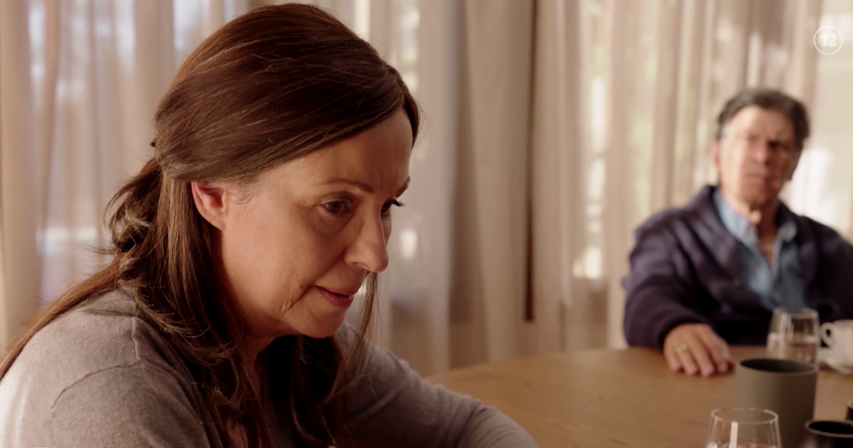 Famagusta: Η Ιφιγένεια ενημερώνει τον Ανδρέα και τη Χριστίνα πως ο Παύλος σκέφτεται την ευθανασία