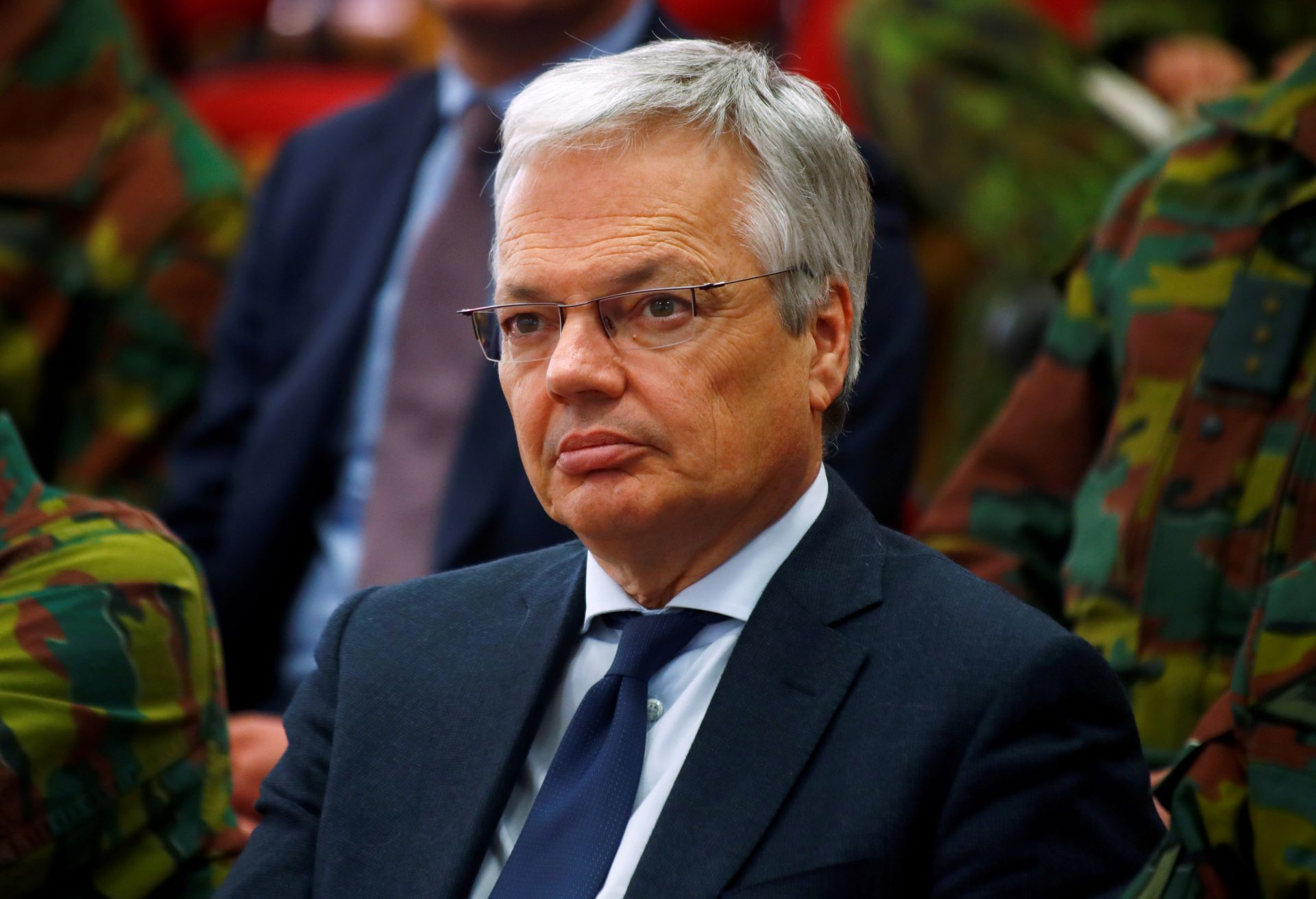 Βρυξέλλες: Έφοδος στο σπίτι του Ντιντιέ Ρέιντερς – Ύποπτος για ξέπλυμα χρήματος ο πρώην Επίτροπος Δικαιοσύνης της ΕΕ