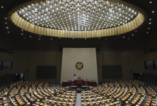 Νότια Κορέα: Απορρίφθηκε η πρόταση μομφής κατά του προέδρου Γιουν