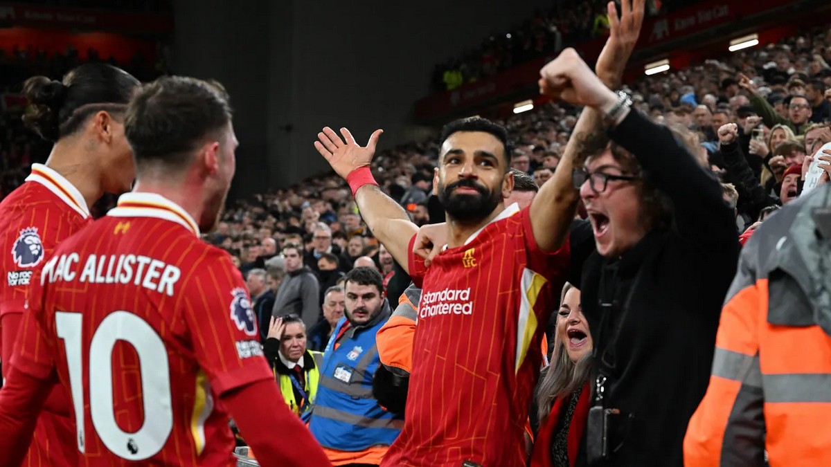 Premier League: Λίβερπουλ… με σπασμένα φρένα, 2-0 την Σίτι – Η χειρονομία του Πεπ Γκουαρντιόλα στους οπαδούς των «Reds»