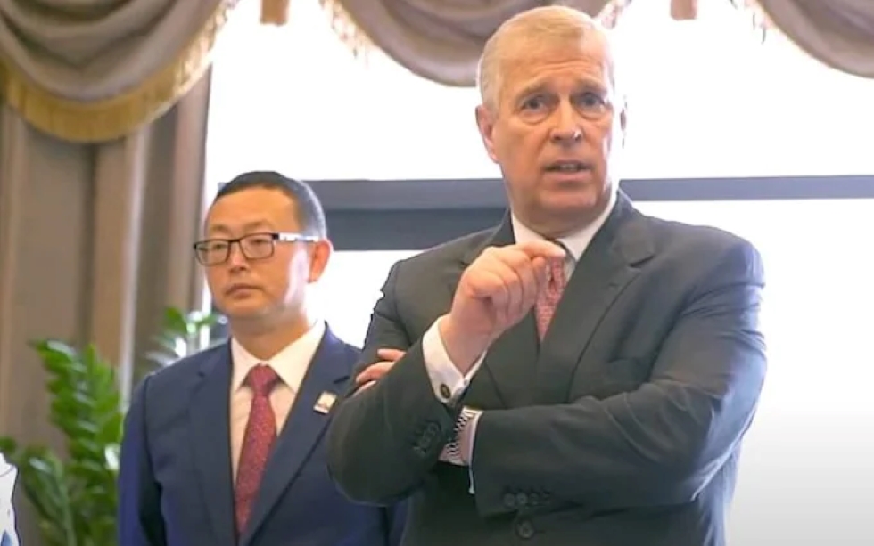 Κίνα: Το Πεκίνο χαρακτήρισε «παράλογες» τις κατηγορίες του Λονδίνου περί κατασκοπείας – Οι υποψίες για συνεργάτη του πρίγκιπα Άντριου