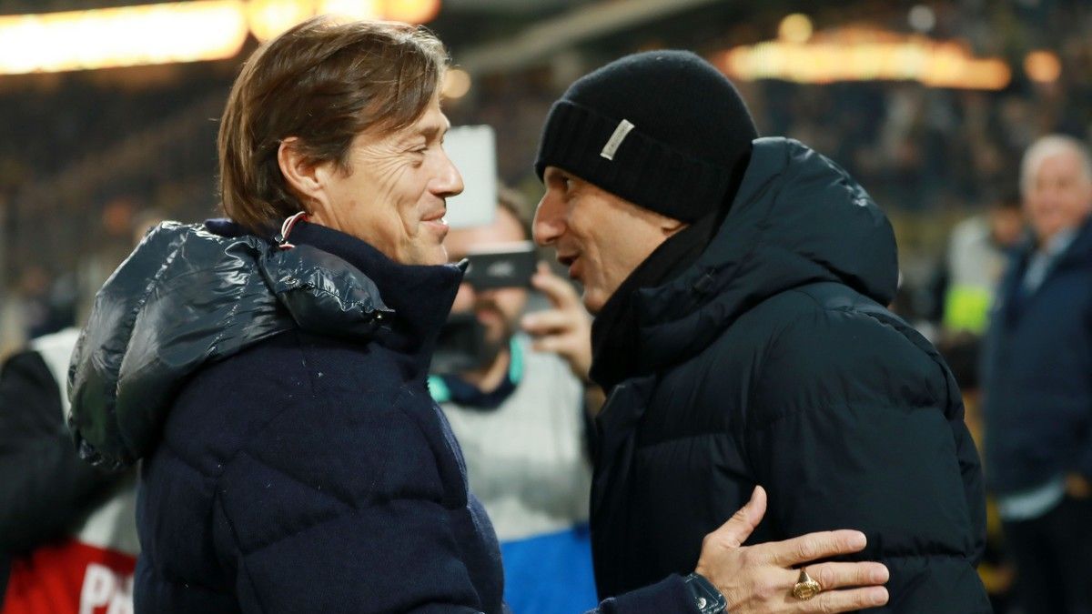 Ματίας Αλμέιδα για τις διαμαρτυρίες του Ραζβάν Λουτσέσκου: «Είμαστε μία εβδομάδα πριν από τα Χριστούγεννα, πρέπει να υπάρχει ειρήνη»