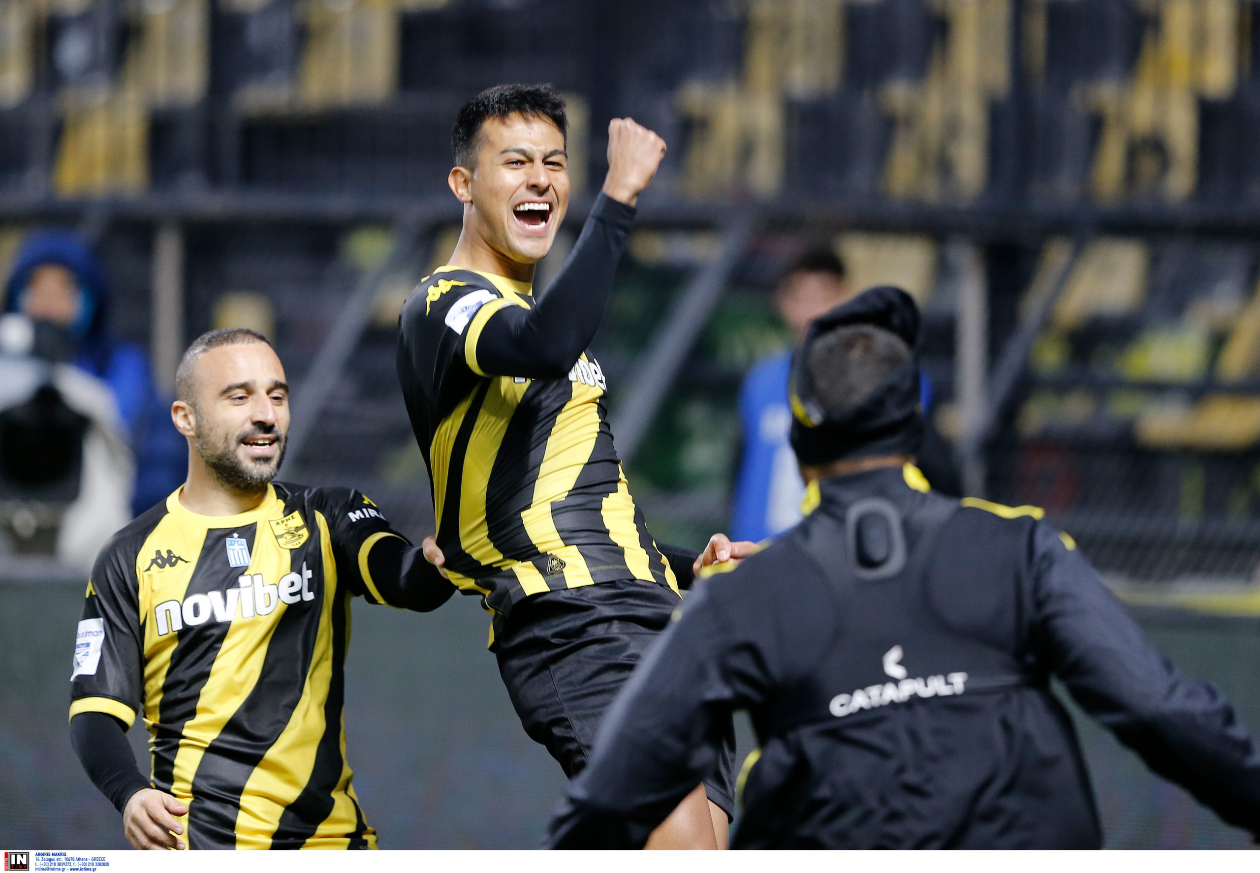 Άρης – Πανσερραϊκός 1-0: «Λυτρωτής» ο Σαμόρα στο ντεμπούτο του Ουζουνίδη