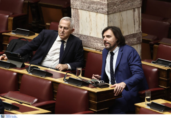 Αποστολάκης Παππάς