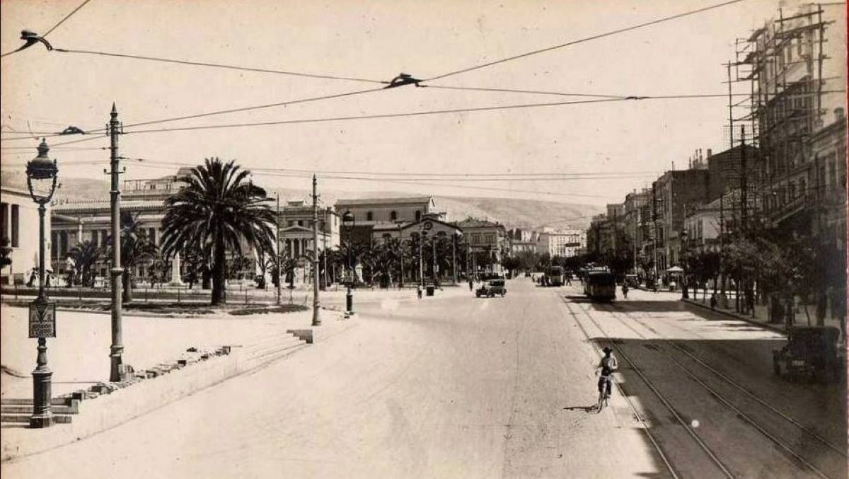 Κουίζ για την παλιά Αθήνα: Αναγνωρίζετε την οδό; Είναι από τις πιο γνωστές