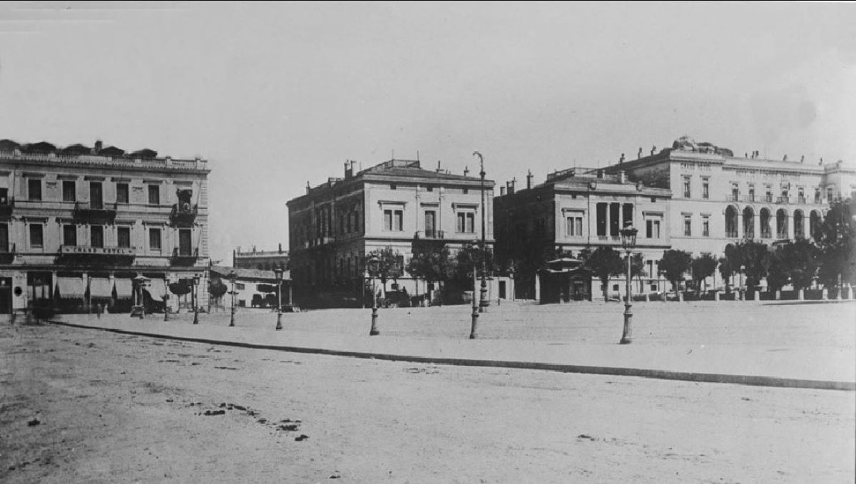 Κουίζ για την παλιά Αθήνα: Αναγνωρίζεις την πλατεία; Έχεις περάσει σίγουρα από εκεί