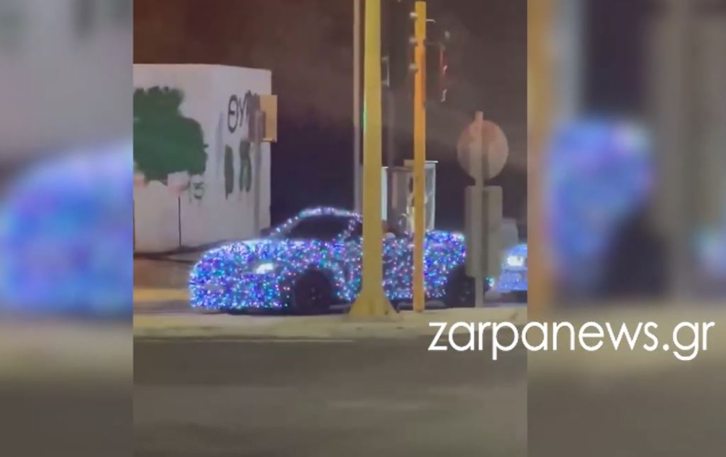 Χανιά: Χριστουγεννιάτικα αυτοκίνητα