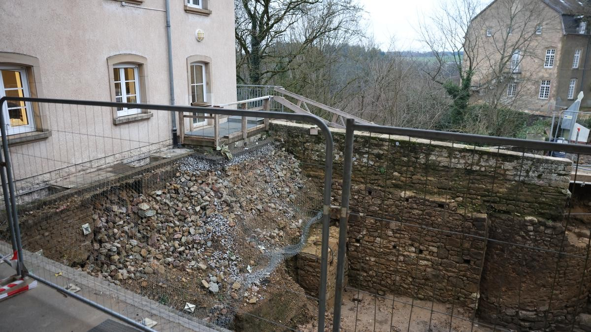 To κάστρο Hollenfels είχε και δεύτερο οχυρωματικό δακτύλιο. Φωτογραφία: Anouk Photography