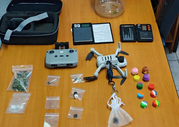 Κρήτη: Έστελνε… τα ναρκωτικά με drone – Το πουγκί και η κρύπτη με τα υπολείμματα κάνναβης