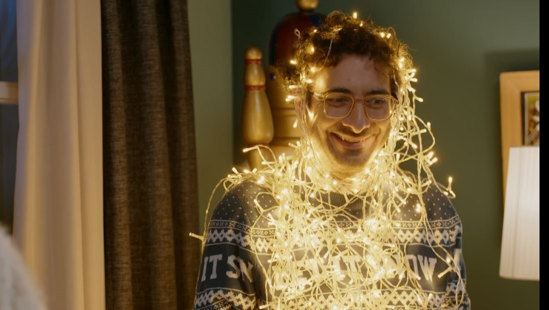 «Έχω παιδιά»: Απόψε το εορταστικό επεισόδιο της απίθανης σειράς του Mega