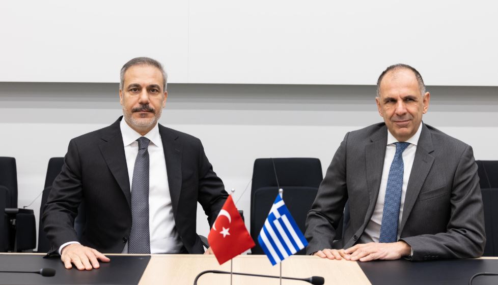 Συνάντηση Γεραπετρίτη – Φιντάν στο περιθώριο της Συνόδου του ΝΑΤΟ