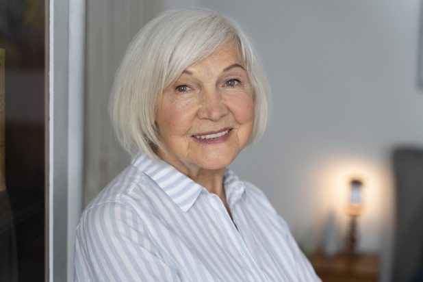 Τι σημαίνει η φράση «γλυκάθηκε η γριά στα σύκα» και από πού προέρχεται