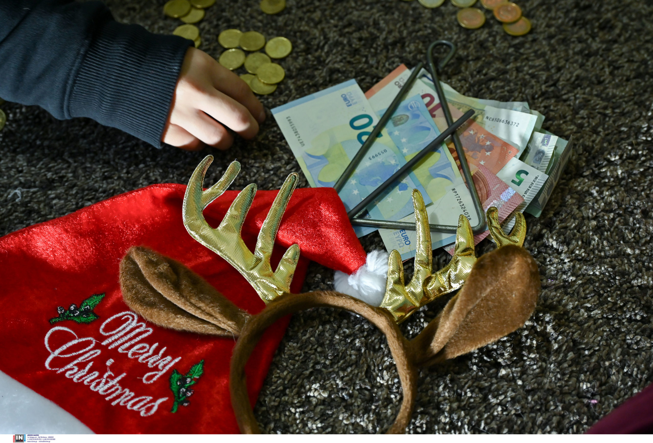 Κρήτη: Άρπαξαν το χαρτζιλίκι δύο παιδιών από τα κάλαντα – Συνελήφθησαν οι δράστες