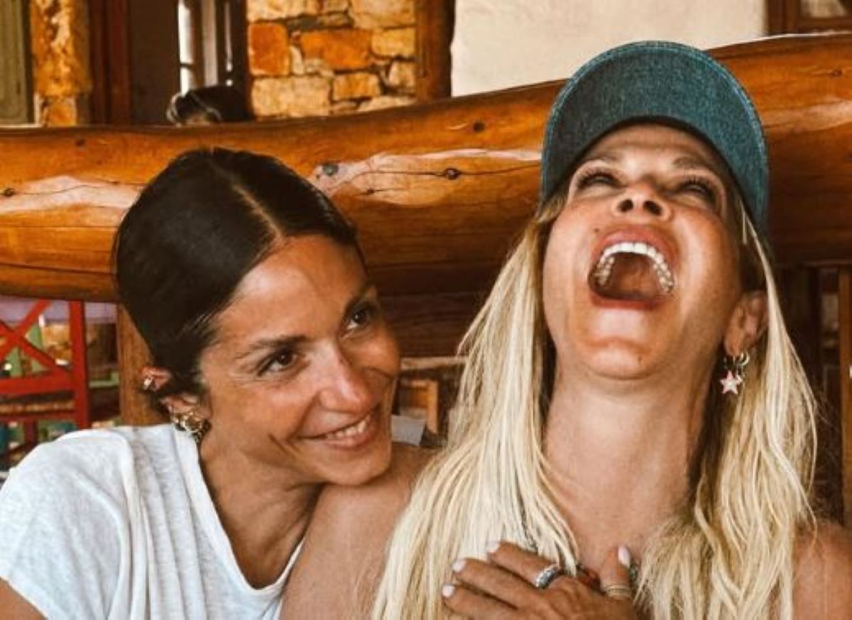 Σοφία Καρβέλα - Άννα Βίσση