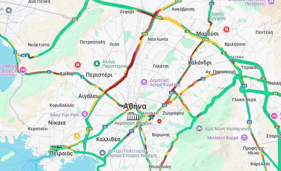 Αρχή της εβδομάδας με την κίνηση στο «κόκκινο»: Χαμηλές ταχύτητες σε Κηφισό και Αττική Οδό – Δείτε LIVE πού υπάρχουν προβλήματα