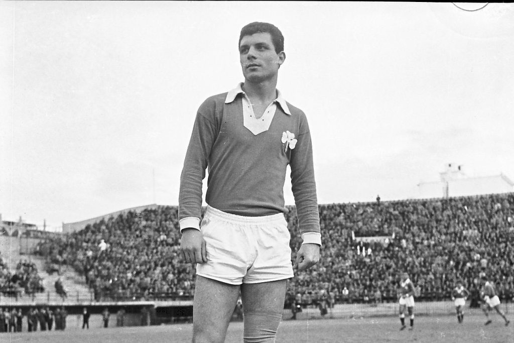 Κώστας Τουμπέλης