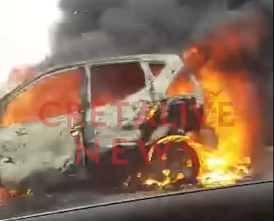 Ηράκλειο: Στις φλόγες τυλίχτηκε εν κινήσει αυτοκίνητο – Βγήκαν εγκαίρως οι επιβάτες – ΒΙΝΤΕΟ