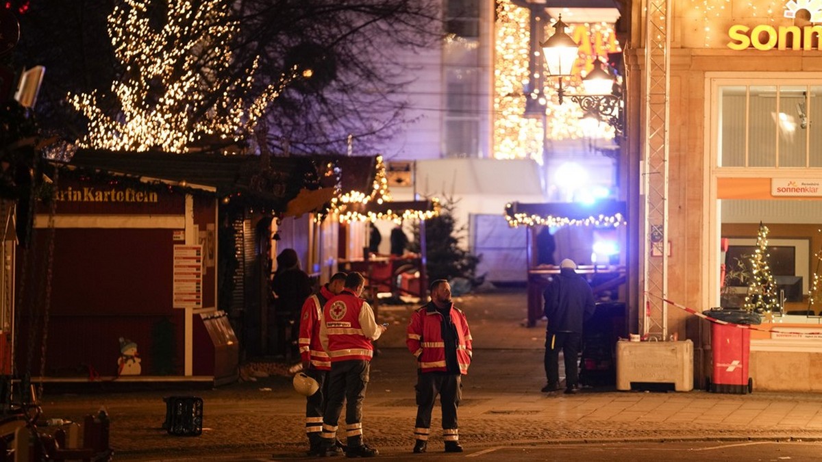 Μακελειό στη Γερμανία: Συγκλονίζει μάρτυρας από τον τόπο του εγκλήματος –  «Ο οδηγός δεν πάτησε φρένο απλά πέρασε μέσα από τους ανθρώπους»