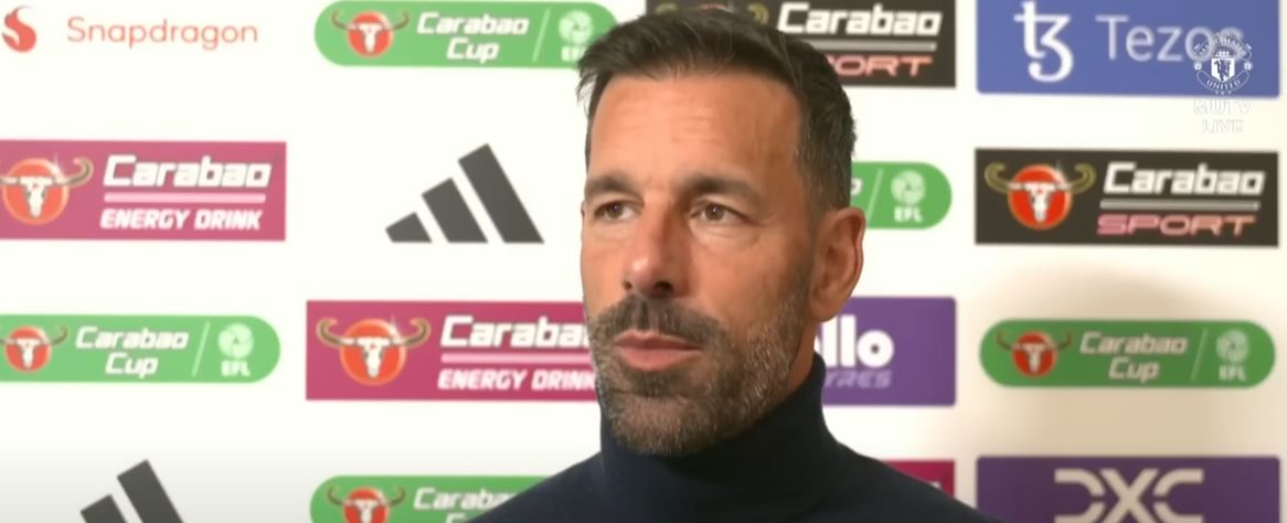 Λέστερ: Ικανοποιημένος με τη νίκη αλλά… προσγειωμένος ο Φαν Νίστελροϊ