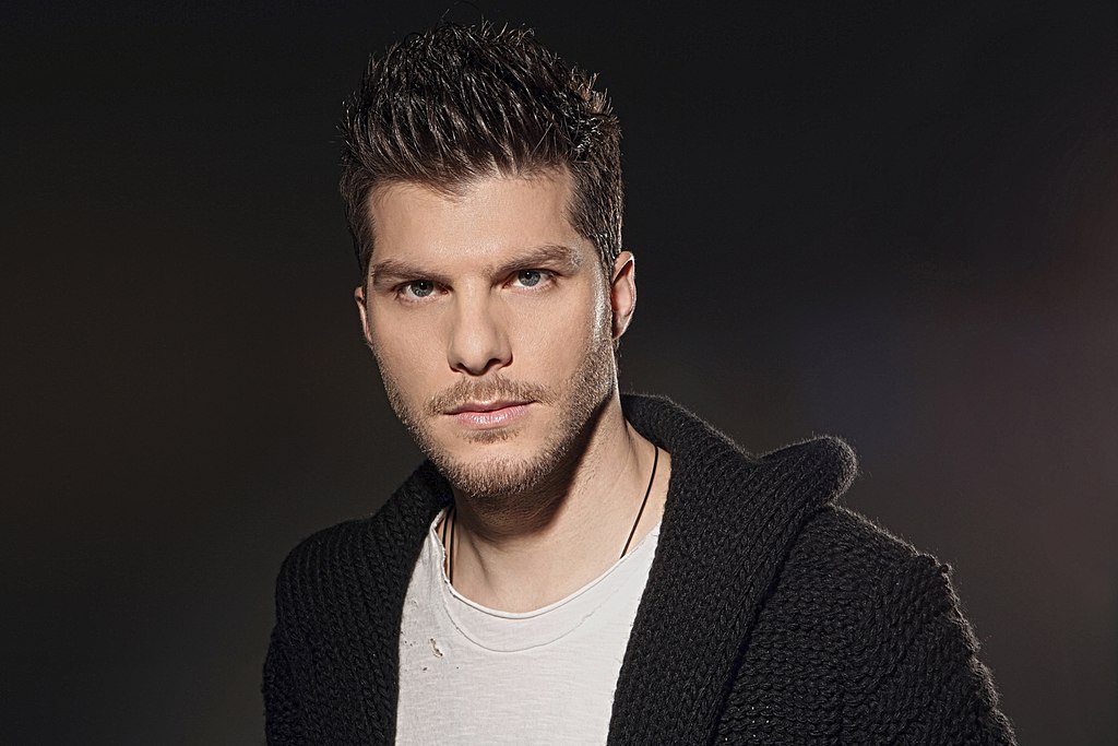 Λούκας Γιώρκας: Στο Διδυμότειχο για το άναμμα του χριστουγεννιάτικου δέντρου το απόγευμα – Τι τον συνδέει με την περιοχή