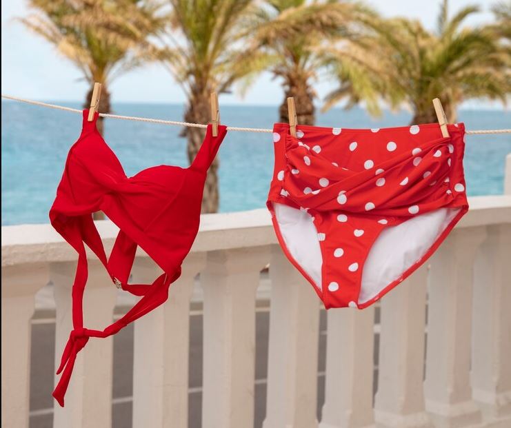 Αυτό το μαγιό με παχαίνει;