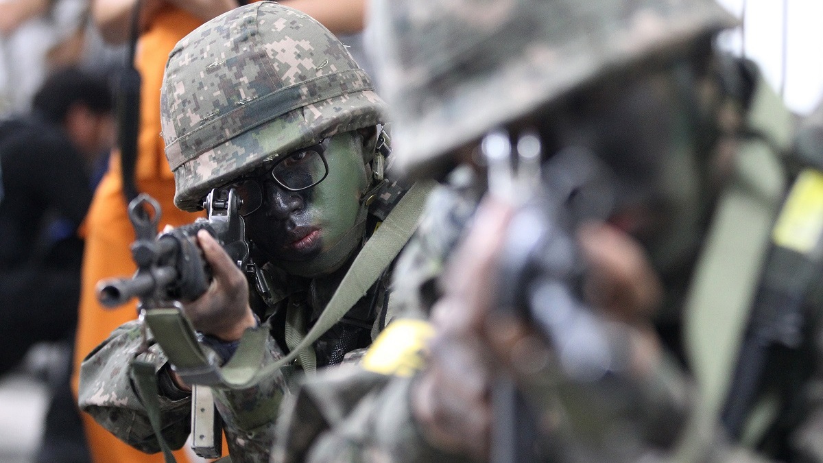 Τουλάχιστον 100 Βορειοκορεάτες στρατιωτικοί σκοτώθηκαν σε μάχες στη ρωσική περιφέρεια Κουρσκ