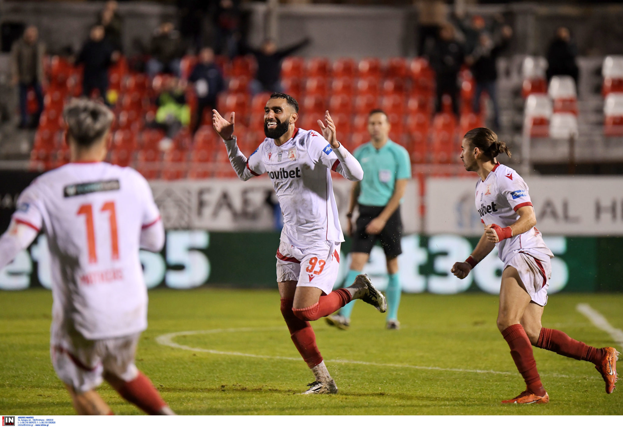 Πανσερραϊκός Φαρές