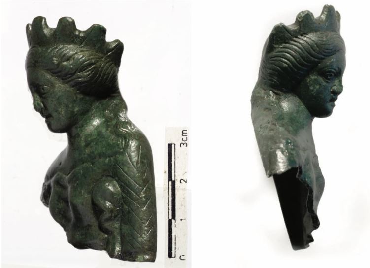 Το αγαλματίδιο σε φωτογραφία προφίλ.