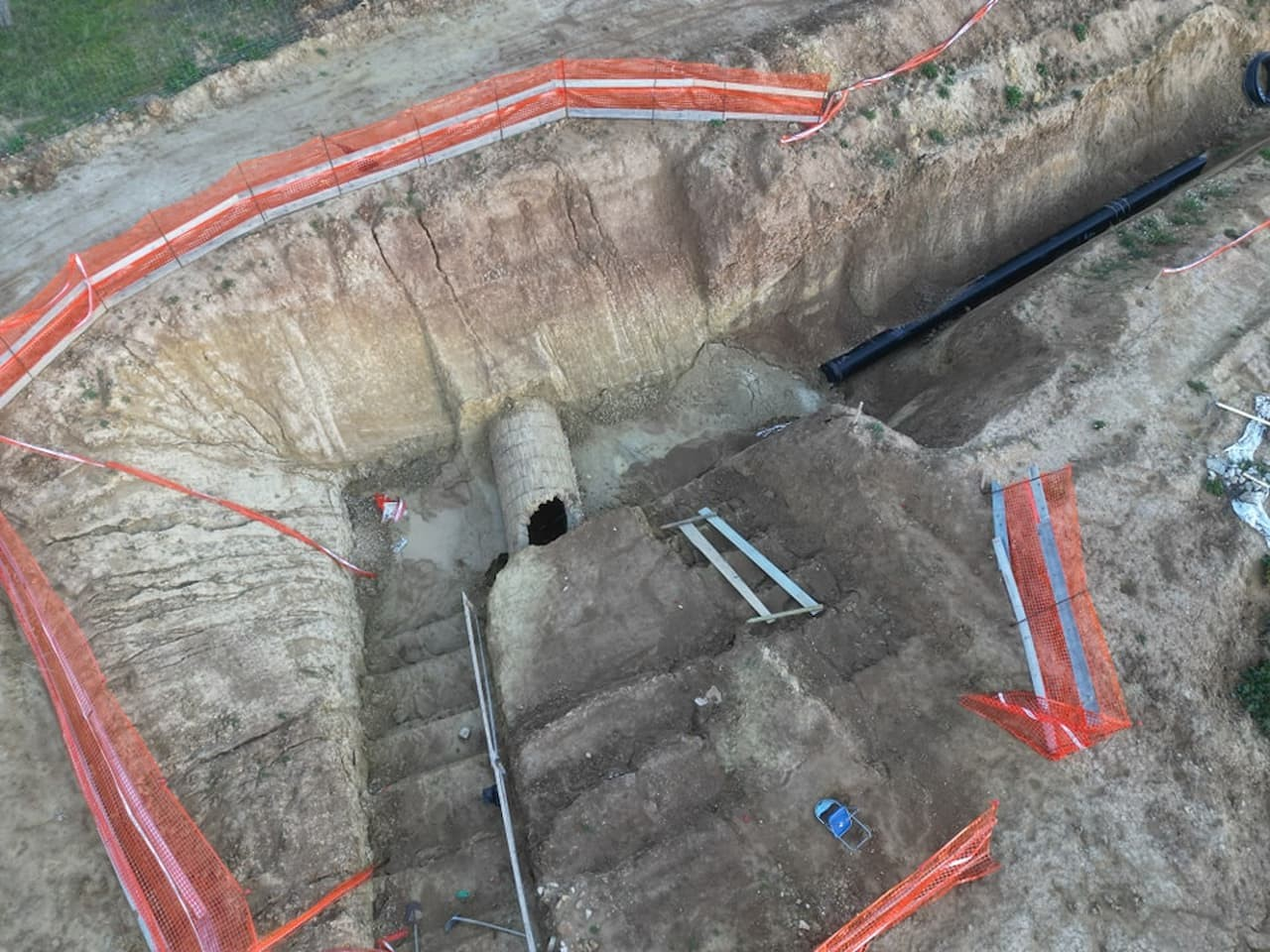 Ακόμη μια λήψη της ανασκαφής.