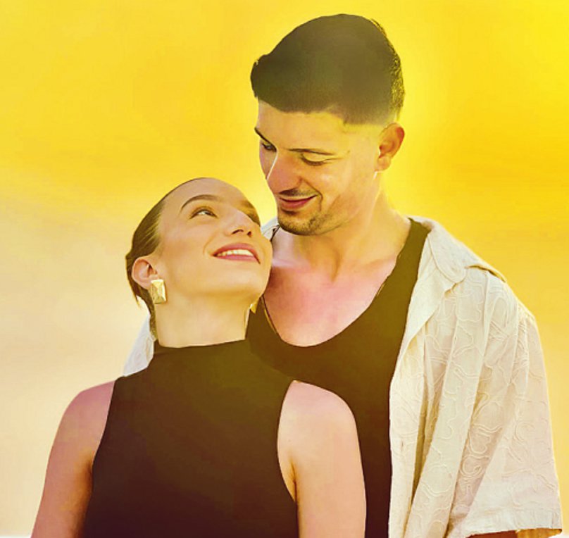 Κωνσταντίνος Κουλιεράκης – Μαρία Κουτσούβαλη: Ευτυχία χωρίς σύνορα