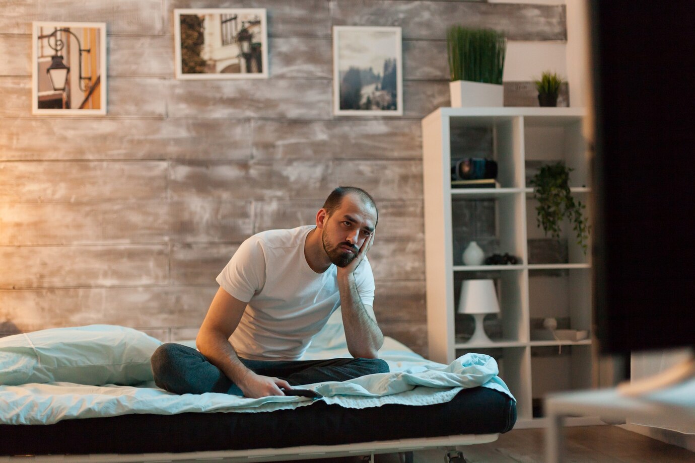 Ύπνος: Η κοινή νυχτερινή συνήθεια που συνδέεται με υψηλή αρτηριακή πίεση, σύμφωνα με μελέτη