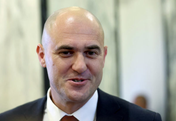 Κροατία: Παραιτήθηκε ο αντιπρόεδρος της κυβέρνησης Γιόσιπ Ντάμπρο